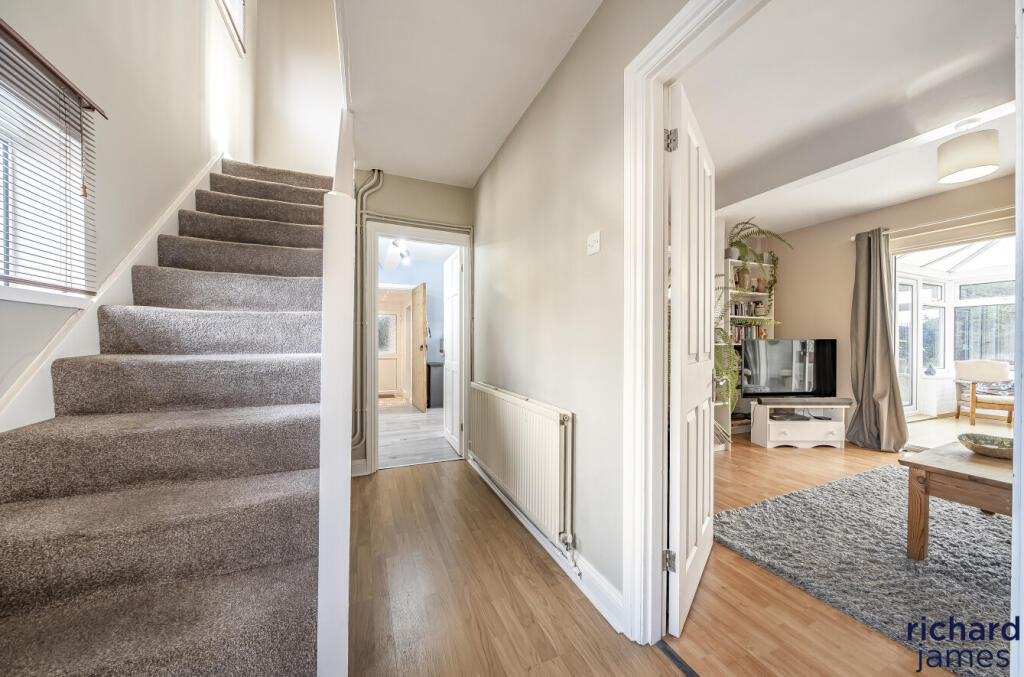 c0131a8c70074550b4d93219b3b0dabe