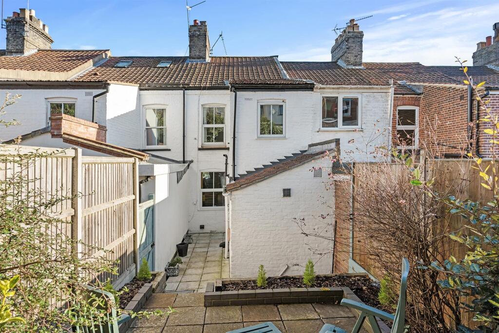 39 Cardiff Road-019.jpg