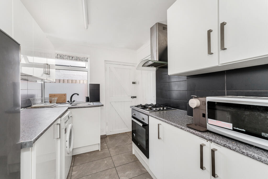 57 Hartington Grove (2).JPG