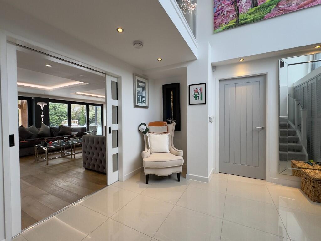 ENTRANCE HALLWAY