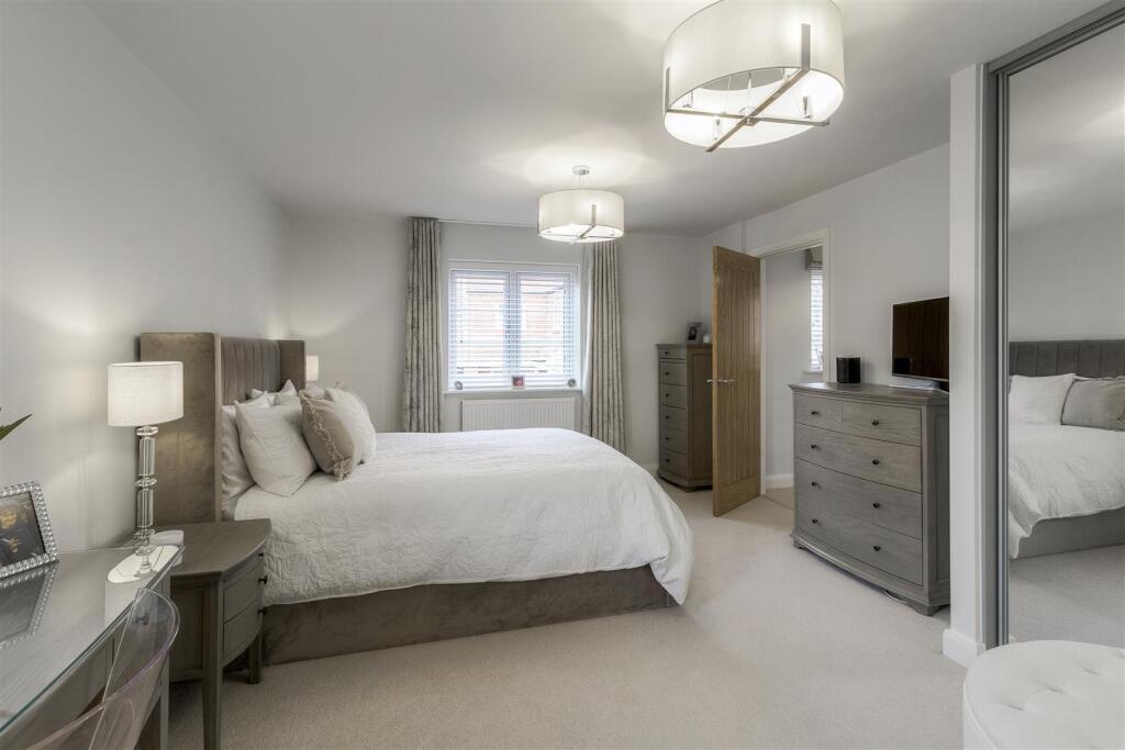 5 Wilson Close 021.jpg