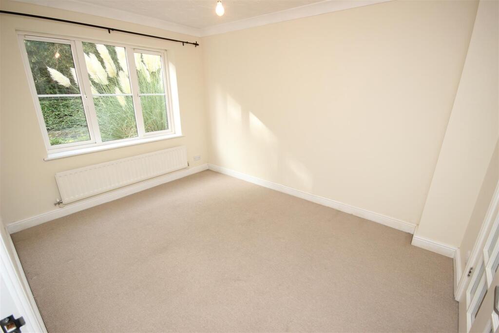 Dining Room.JPG