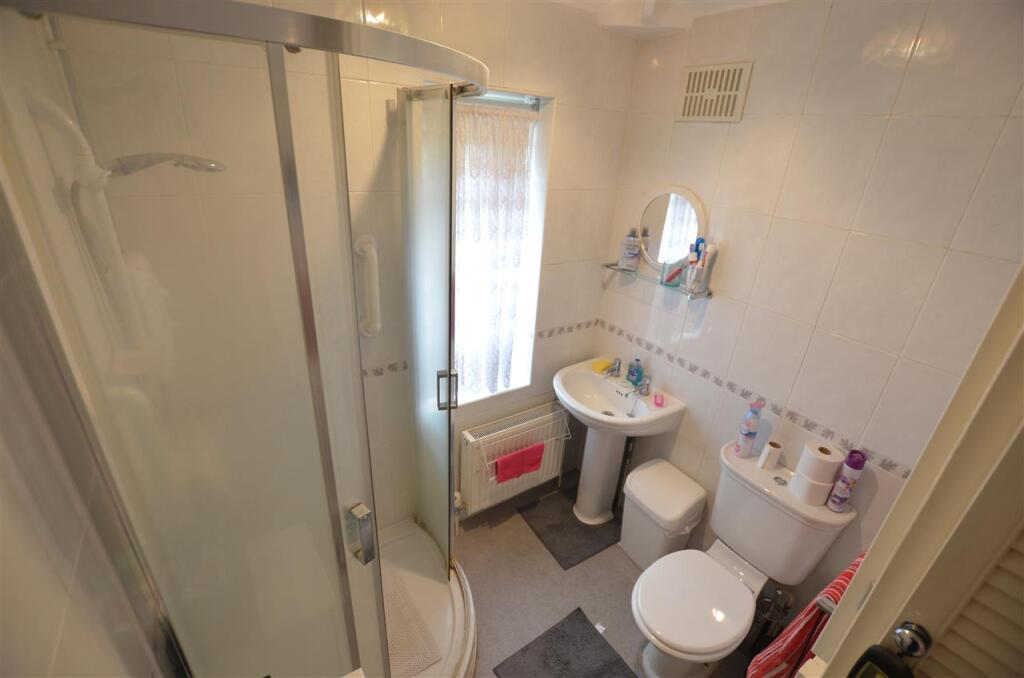 Shower Room.
