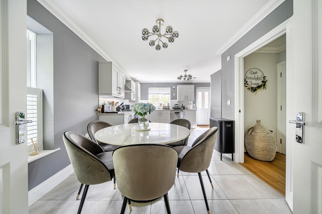 1314377-2-6859bac...