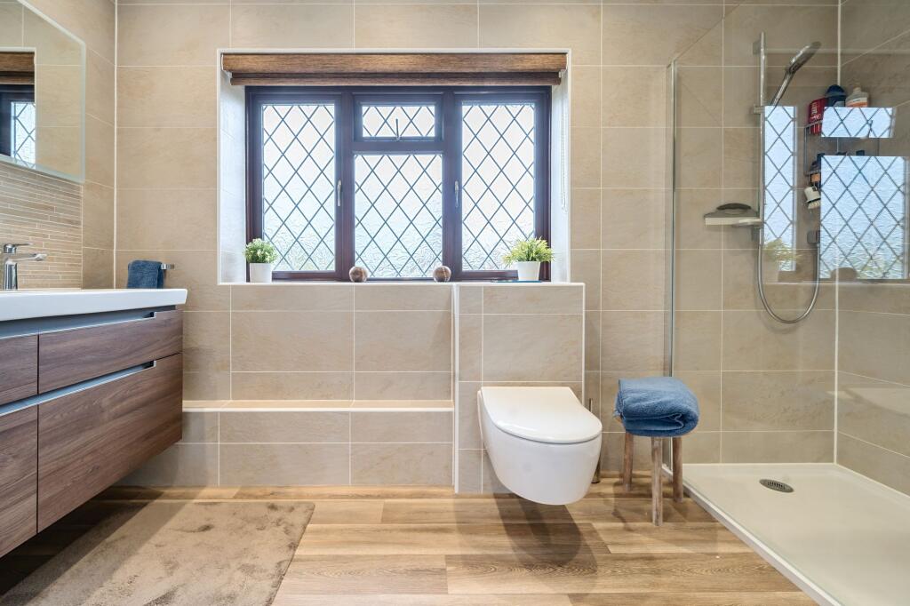 En-suite shower room