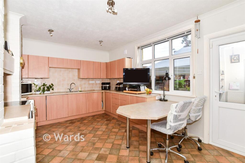 Kitchen/Breakfast Room