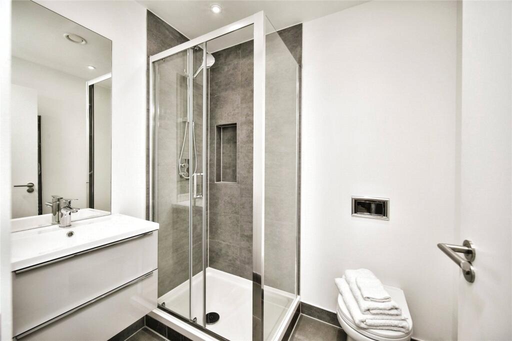 Pricnipal Ensuite