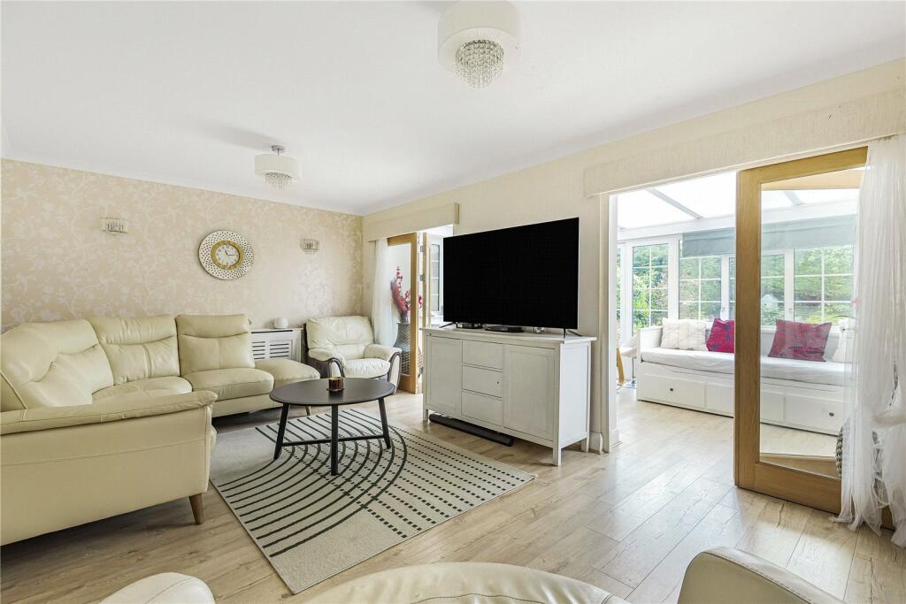 Lioving Room
