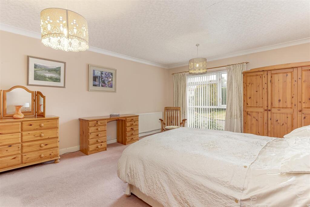 Master Bedroom - A.jpg