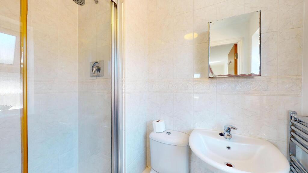 Queens-House-74-Carrisbooke-04142025_124302