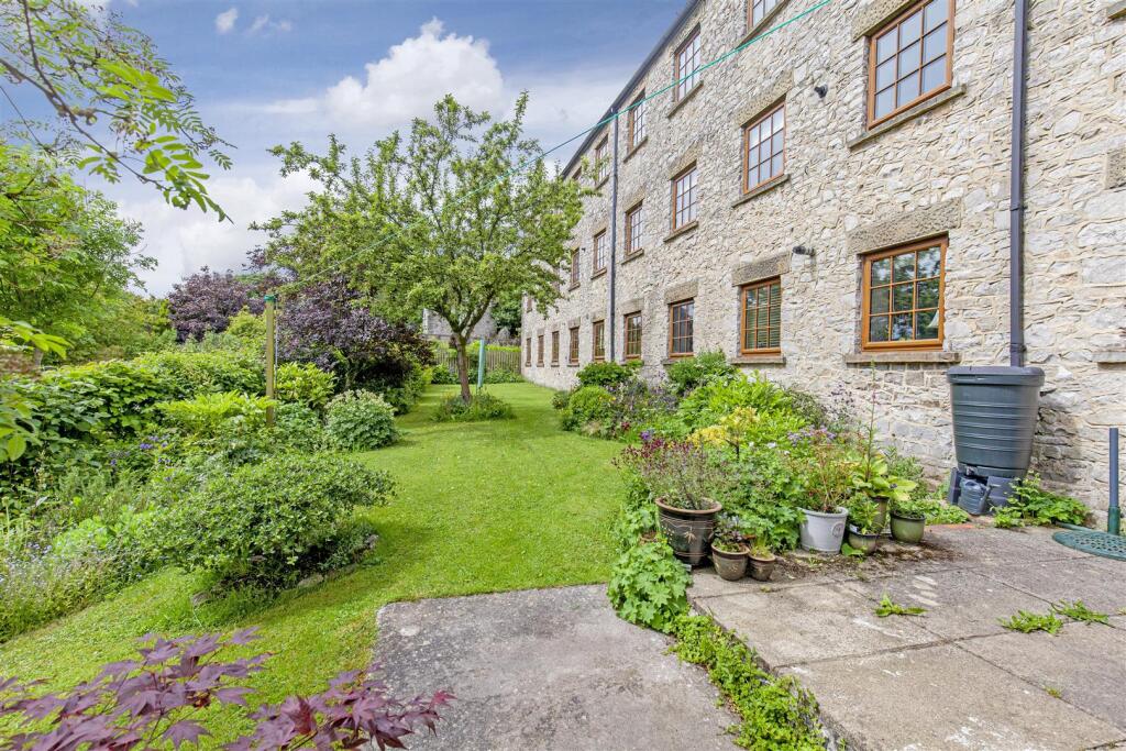 Gardens-1.jpg