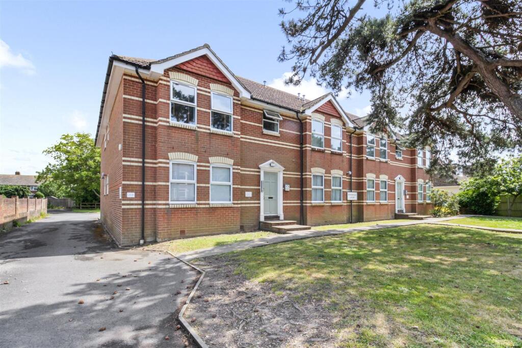 Woodsdale Court, 6_13.JPG