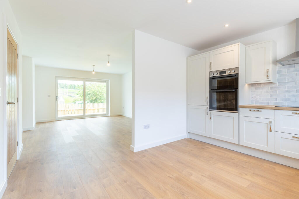 Kitchen/ Living R...