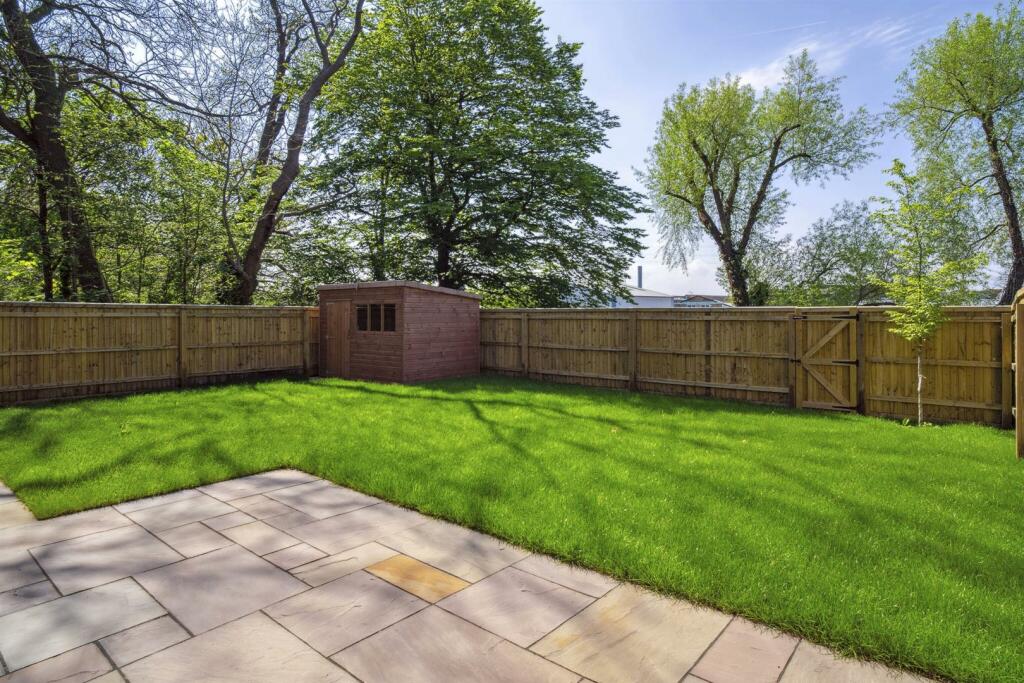 69764 4_5 Farm Court (20)_low.jpg
