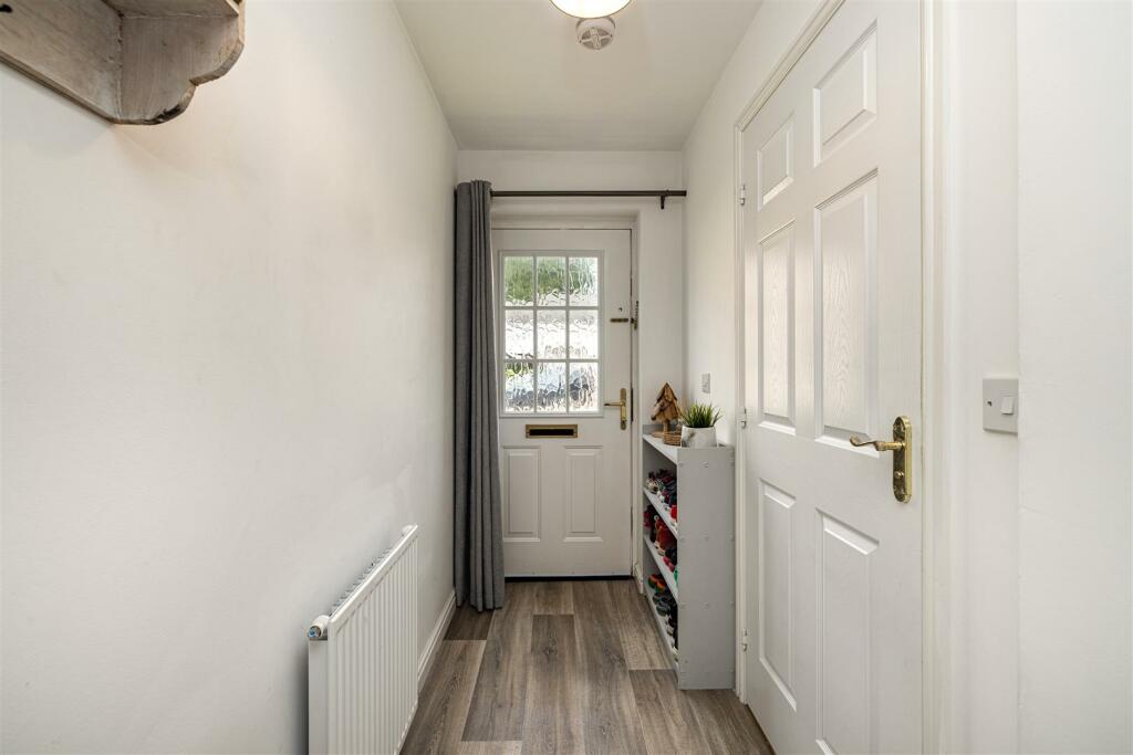 12 Meikle Kemp Lane Galashiels 11.JPG