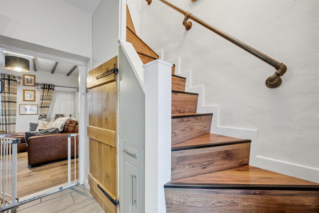 Stairs.jpg