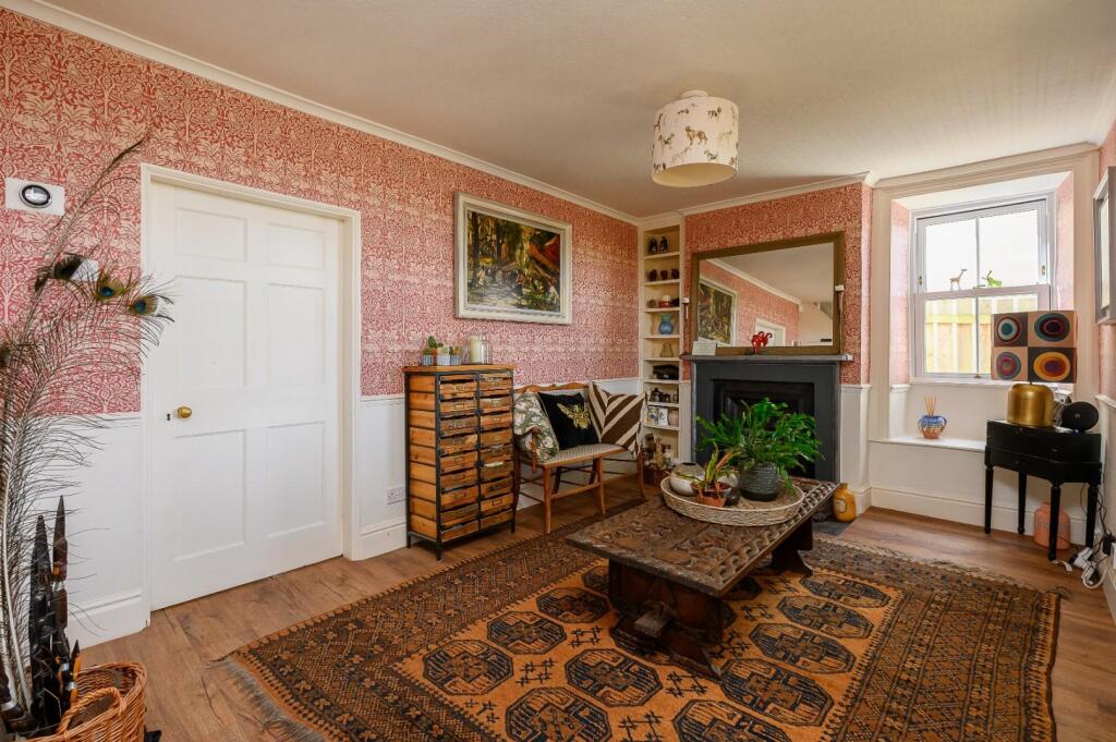 28 Whitewalls-13.jpg