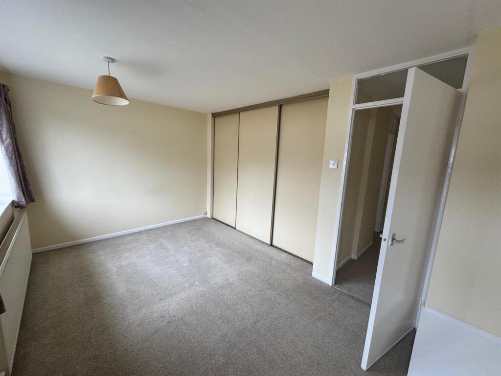 vicarage 9.jpg