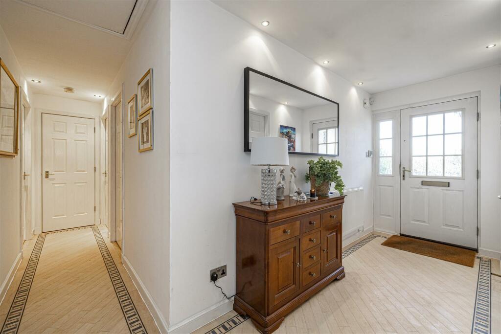 18 Cleuch Avenue North Middleton 10.JPG