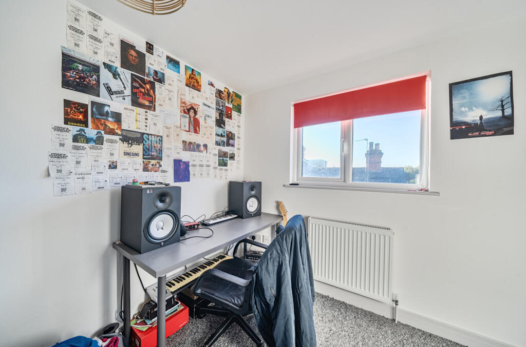 1360772-10-68da52...