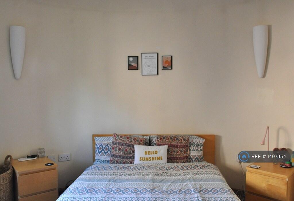 Master Bedroom 2