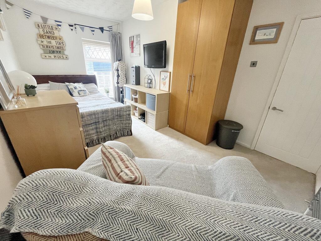 Bed12