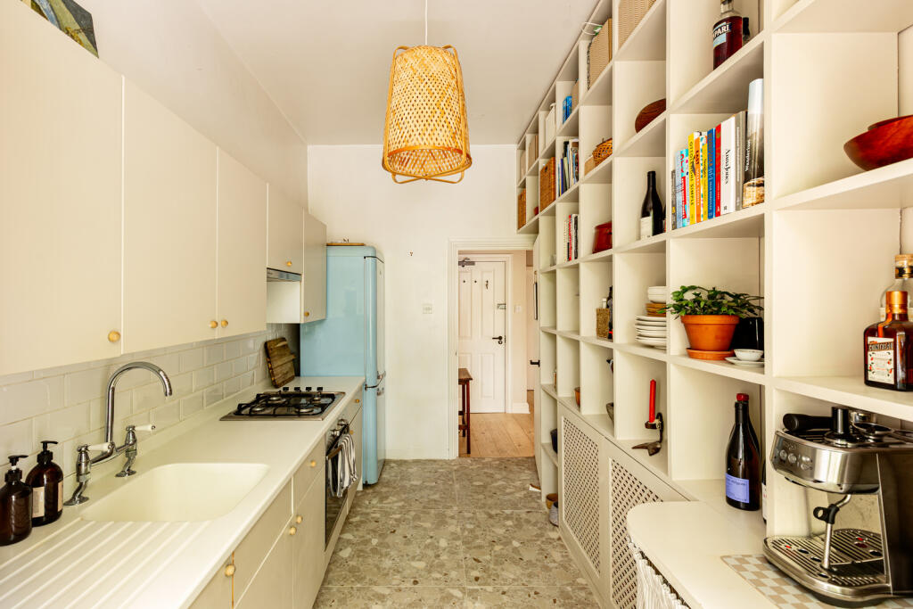 289188 - 25_6_TMH N16 6AX7670-Enhanced-NR-Edit.jpg