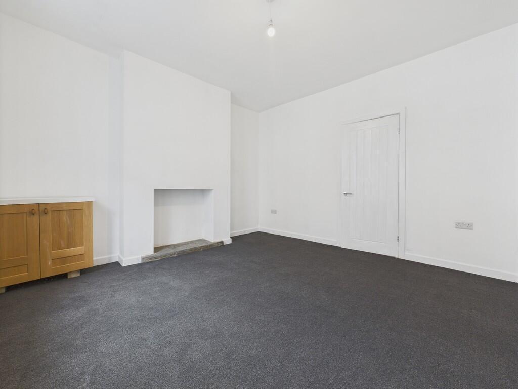 CAM04273G0-PR0168...