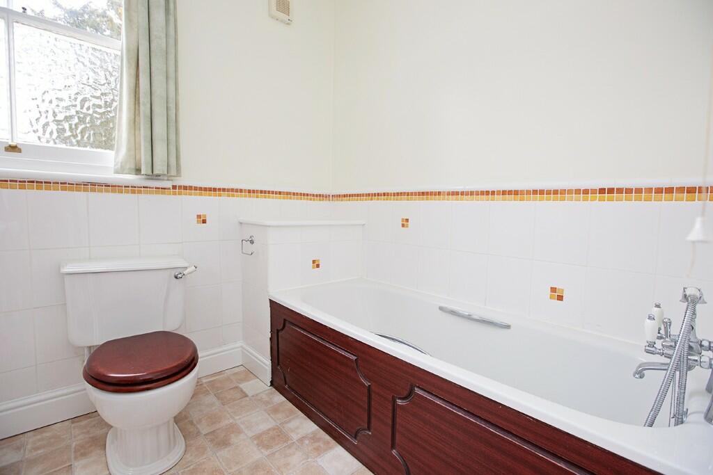 Family bathroom
