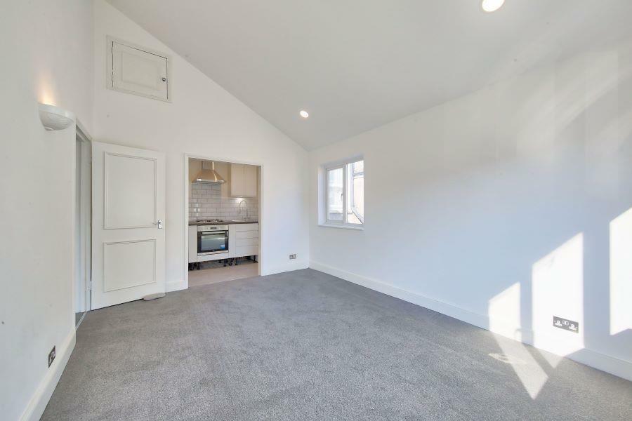 741d_garratt_lane_Re