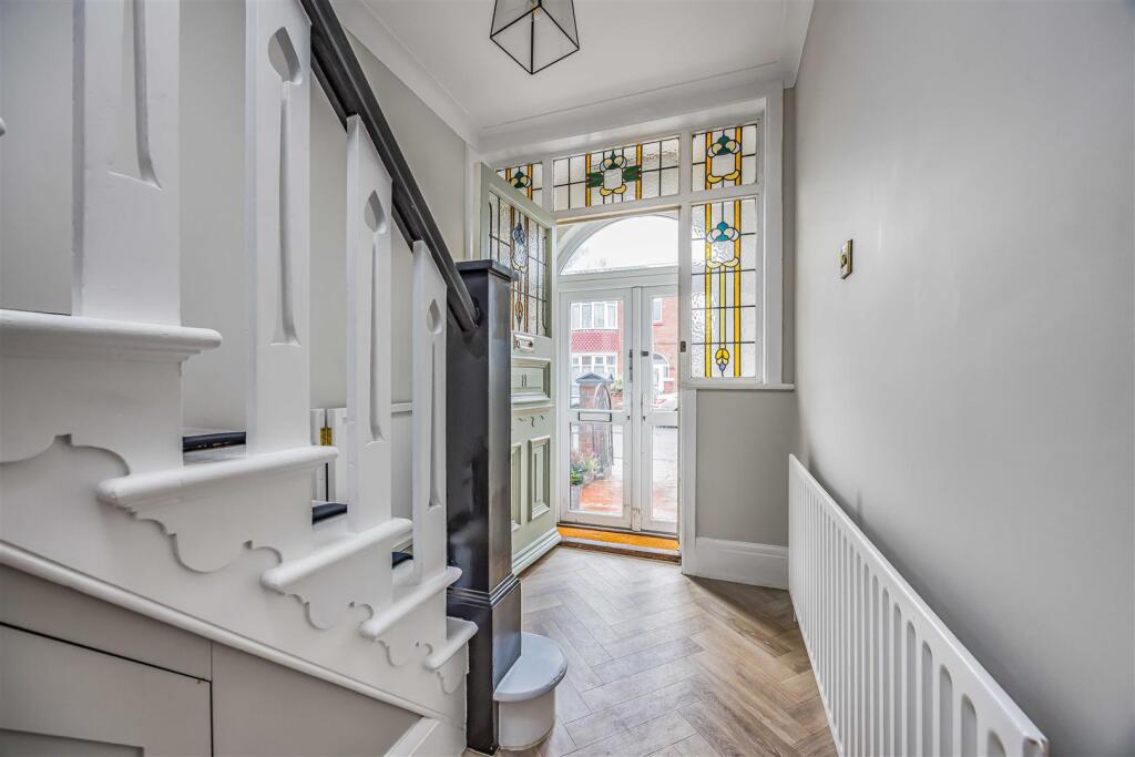 11 Torrington Road, Portsmouth-Small-PorticoMarket