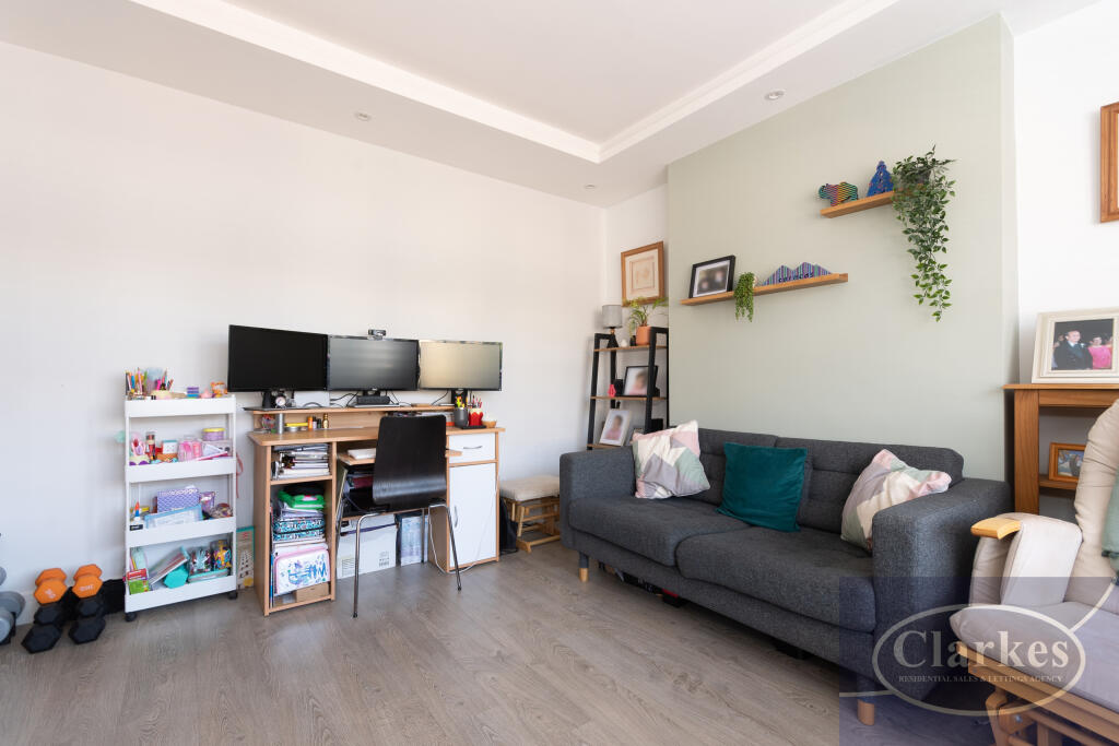 FC_038_49 KING EDWARD AVE_019