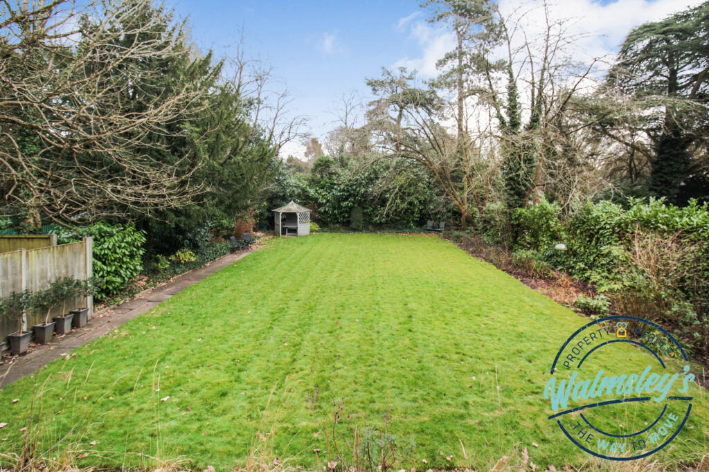 Rear gardens with TOP PARK beyond