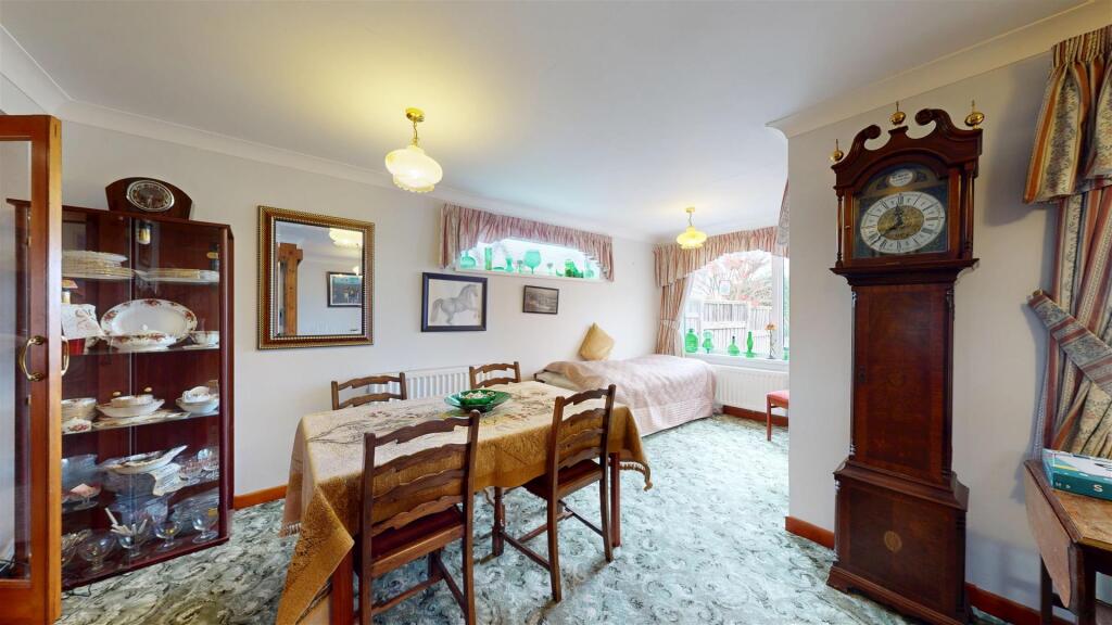 Living/Dining Room