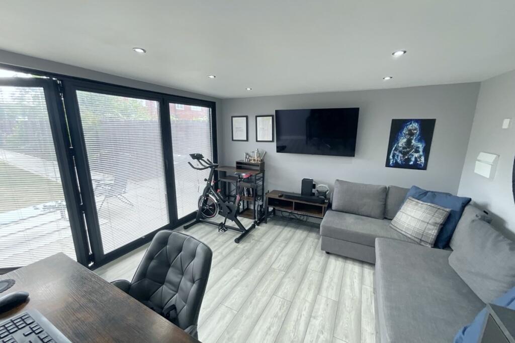 garden room/office