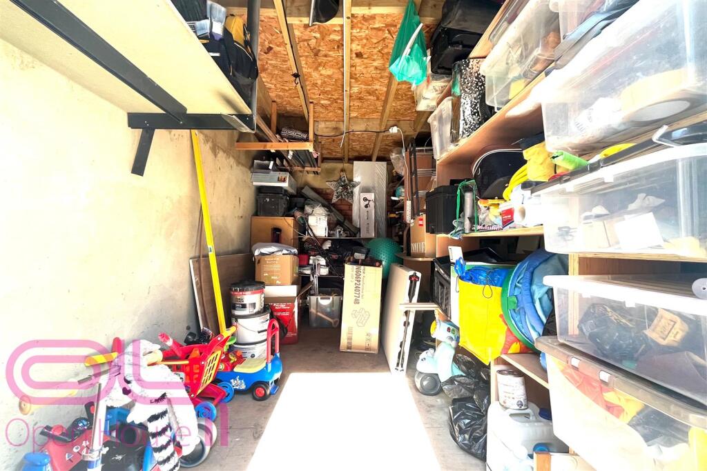 Priory Rd - Storage.jpg