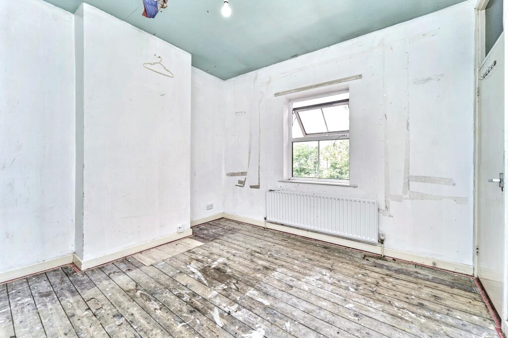 24 Hillary Street, Walsall, West Midlands, WS2 9BP
