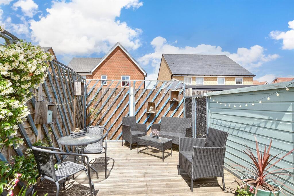 Patio / Decking