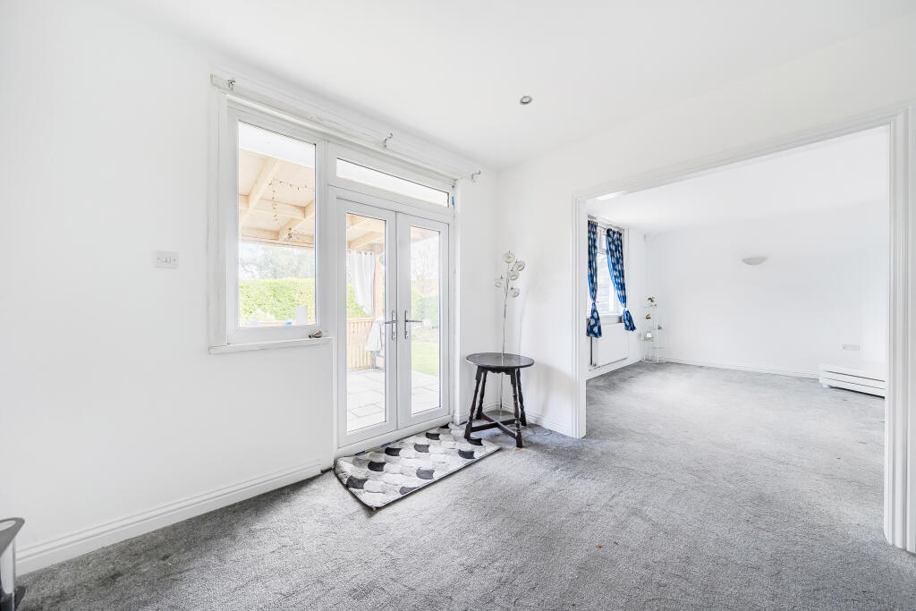 138120811691600fb93ec2