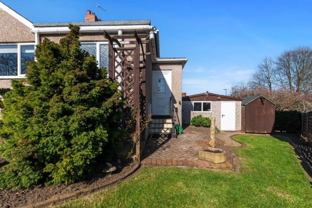 111 East Crescent (18 of 21).jpg