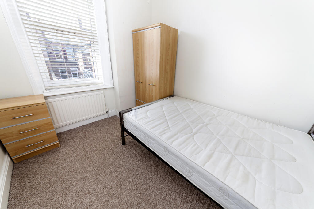 50 forsyth rd173.jpg