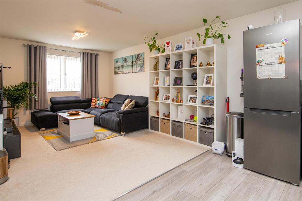home-749.jpg