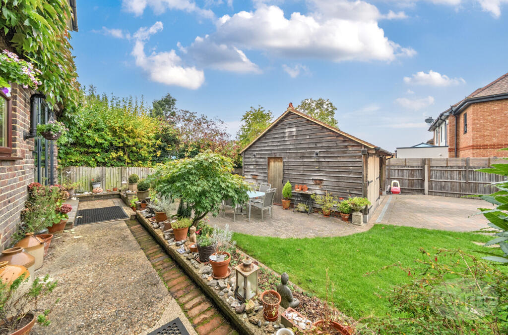 2372e556-35f5-40d...