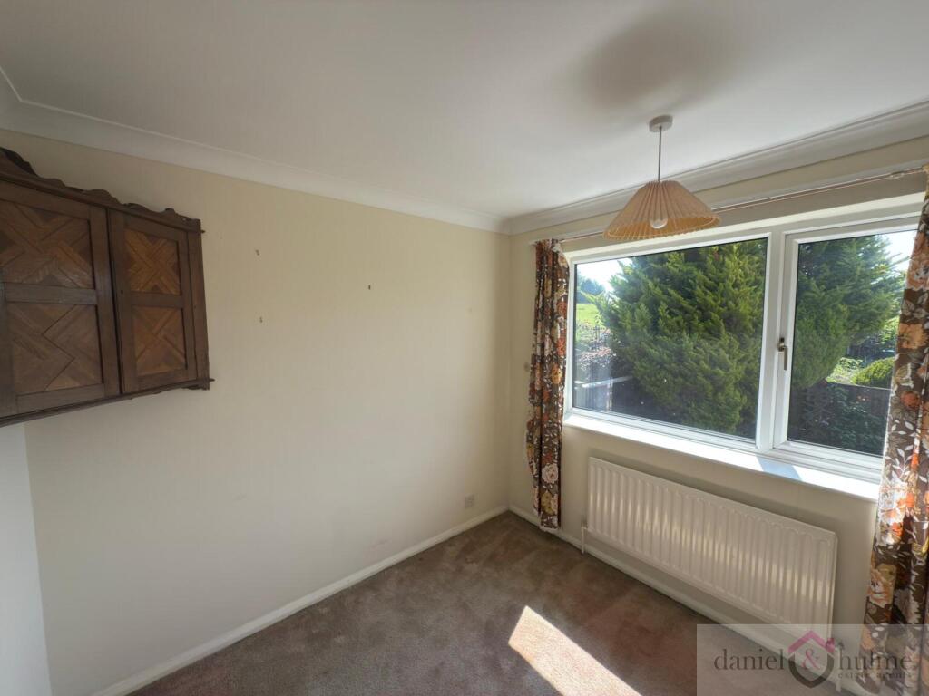 Bedroom 3 (2)