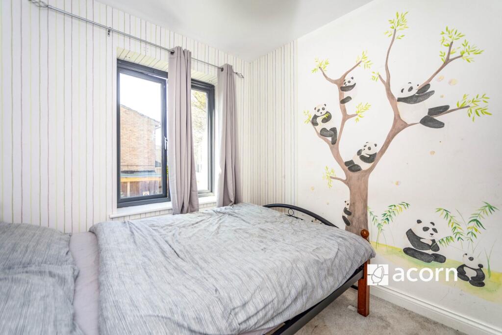 38589e29-a525-f01...