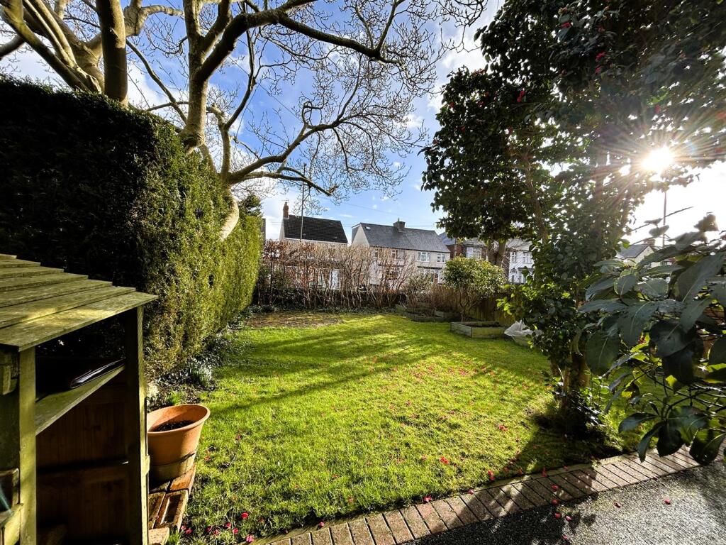 garden.JPG