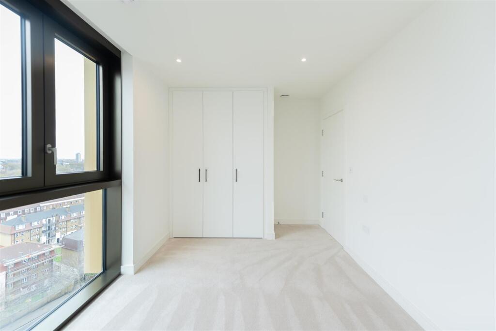 Bedroom      .jpg