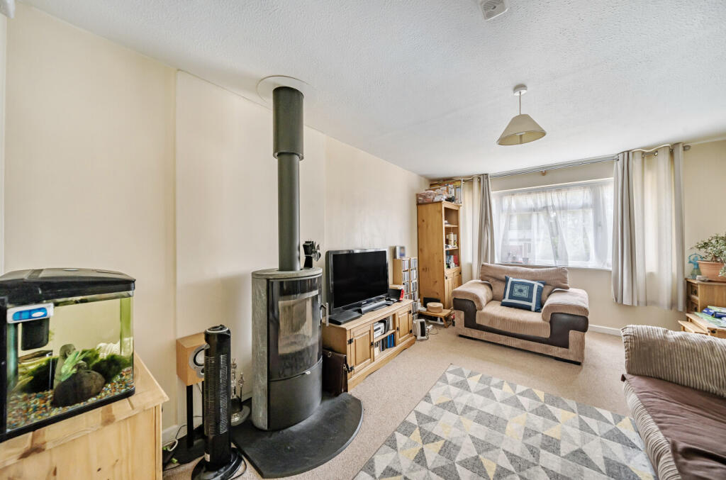 1317729-10-6866ca...