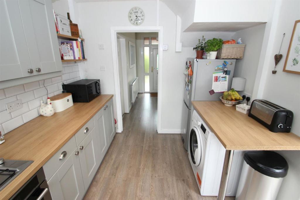 Breakfast Kitchen 2