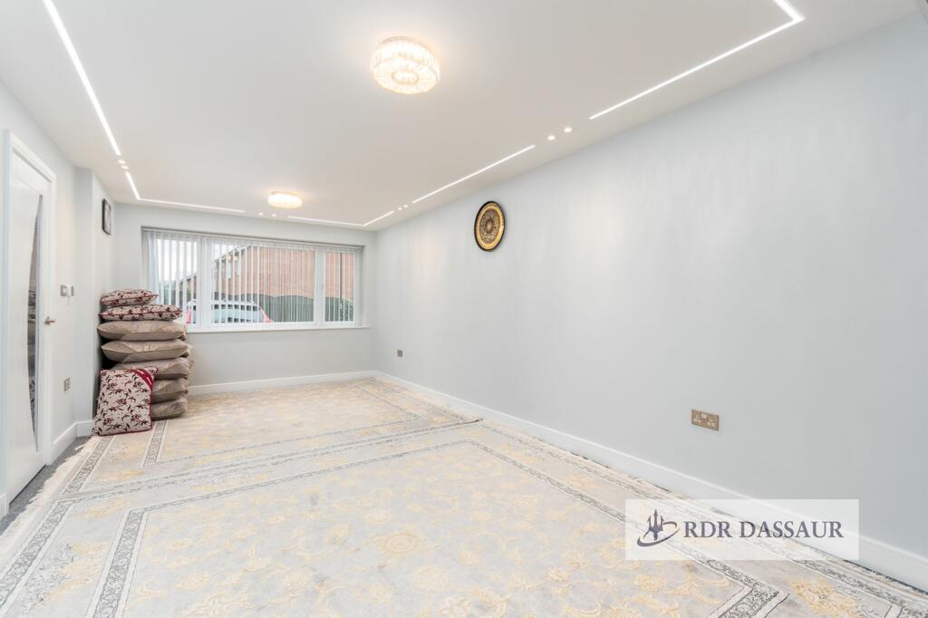 Front Lounge